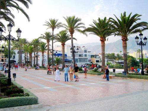 Apartamento En Nerja Exterior photo